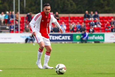 أياكس يعلن إصابة لاعبه بتلف في المخ !!