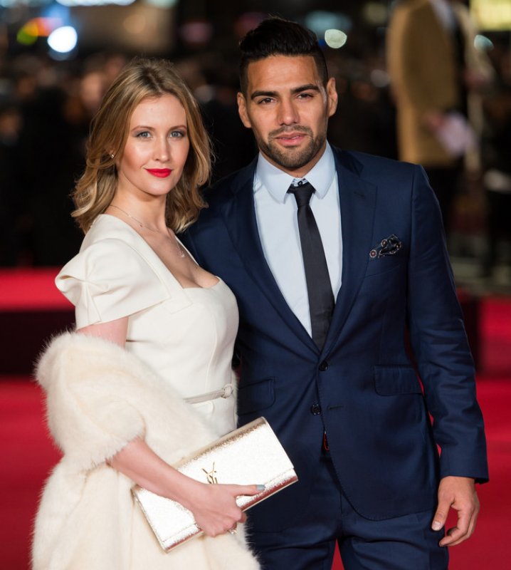 فالكاو يدفع ثمانية ملايين يورو لسلطات الضرائب الإسبانية