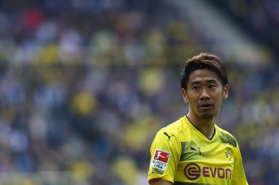 الياباني كاغاوا يمدد عقده مع دورتموند حتى 2020