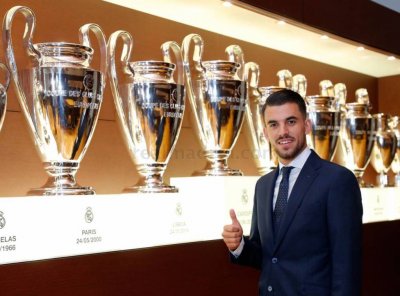 ريال مدريد يقدم سيبايوس لوسائل الإعلام والجماهير