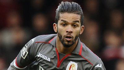 كارسيلا وأولمبياكوس اقتربا من دور المجموعات