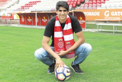 بونو تفرج من الإحتياط على تعادل فريقه