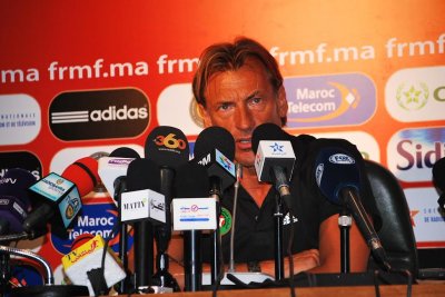 رونار ل المنتخب : هكذا أراقب تطور مواهب المغرب بأوروبا