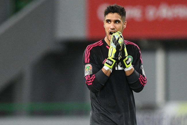 منير المحمدي عقد جسلة مع فيليب سانس