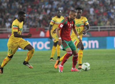 زياش الفنان رسم بكل الألوان