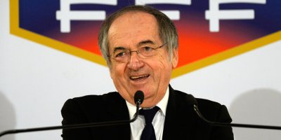 حصري: بعد اختياره للمغرب هذا ما قاله رئيس الجامعة الفرنسية لأمين حارت