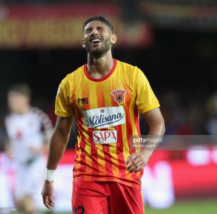 صفعة سداسية للزعر في أول رسمية