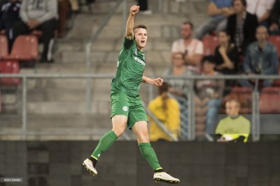 الإدريسي يخطف الأنظار من ماحي