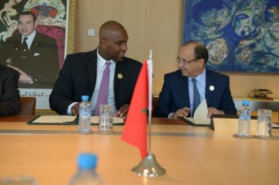 البطل العالمي والأولمبي تيدي رينر فخور بتمثيل مجموعة (ماروك طيليكوم)