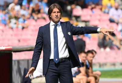 اقالة مدرب كالياري