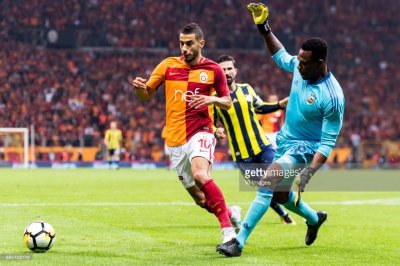 بلهندة يشاكس ويطرد في الديربي ضد درار