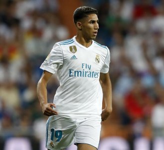 ناتشو يأخذ الرسمية من حكيمي