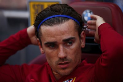 برشلونة وسان جيرمان ويونايتد يرغبون في غريزمان