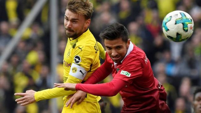 بطولة المانيا: خسارة دورتموند تمنح بايرن ولايبزيغ فرصة الصدارة