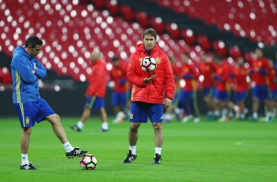 لوبيتيغي يعلن عن تغييرات في لائحة إسبانيا لودية كوستاريكا