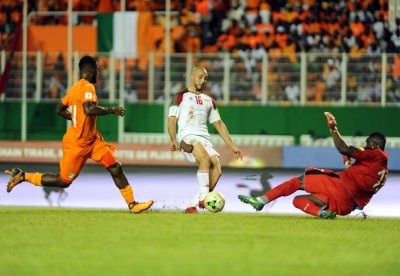 الهولنديون في إستفزاز للمغاربة: الأسود تأهلوا بطعم برتقالي !!