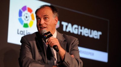 تيباس يتطلع لصفقة تلفزيونية ضخمة ويؤكد تجديد عقد ميسي