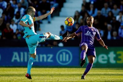 إنييستا يدخل التاريخ من اوسع ابوابه