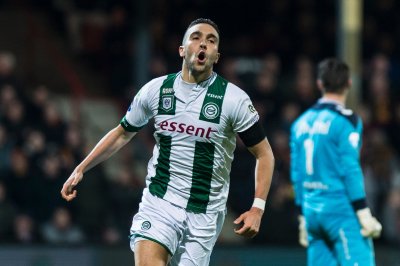 أسود هولندا في تشكيل منتخب الدورة