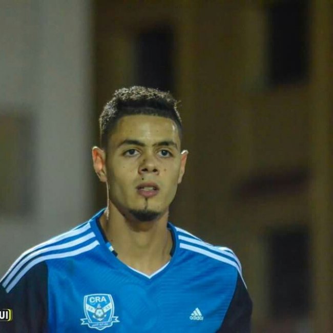 جمهور شباب الحسيمة يرفض رحيل أمقران