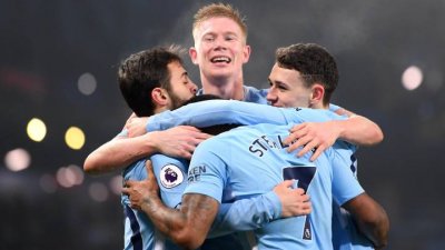 بطولة انجلترا: مانشستر سيتي الرهيب يكتسح توتنهام