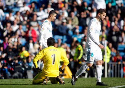 هزيمة الكلاسيكو تدفع إدارة ريال مدريد الى التفكير في تدعيم الفريق