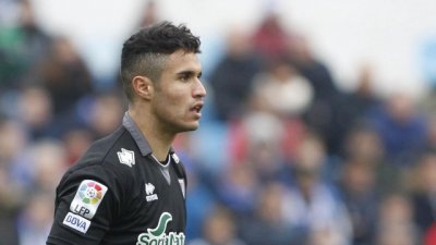 الحارس المحمدي يتأهب لمباراة الموسم