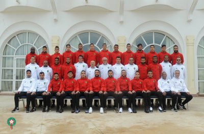 المحليون في صورة رسمية بمناسبة الشان