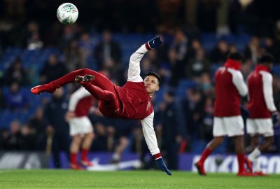 سانشيز خارج تشكيلة أرسنال أمام بورنموث