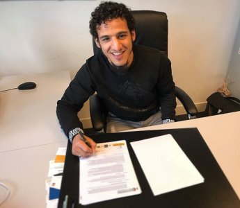 فاينورد يخطف رسميا ياسين أيوب