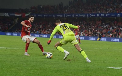 فاروق جعفر يشيد بأزارو