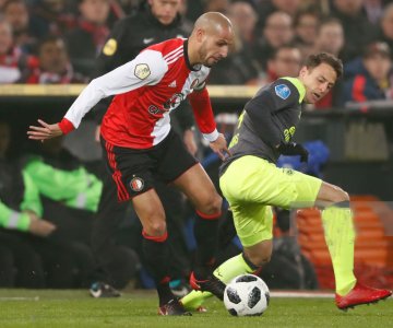 الأحمدي يقصي أيندوفن ويلتحق بالسعيدي