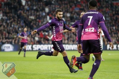 8 لاعبين مغاربة في لقاء هولندي مشوق