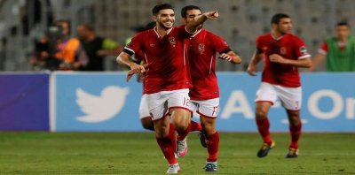 ثنائية جديدة لأزارو تمنحه صدارة الهدافين بمصر