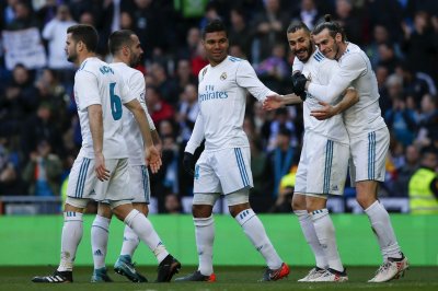 نجوم ريال مدريد يدعمون بنزيمة