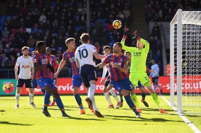 هدف كين القاتل يمنح طوطنهام فوزا صعبا على بالاس