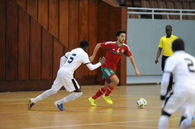 منتخب القاعة تعادل أمام انغولا