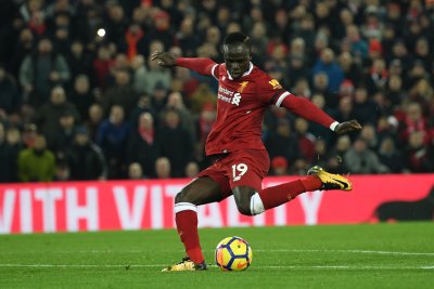 ماني يشيد بالروح الجماعية لليفربول بعد سلسلة نتائج إيجابية