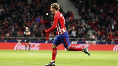 بطولة اسبانيا: اتلتيكو على بعد 4 نقاط من برشلونة