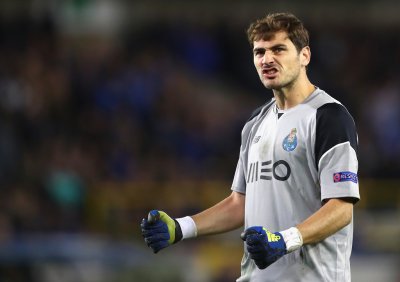 كاسياس قد يلعب إلى جوار هذا اللاعب المغربي