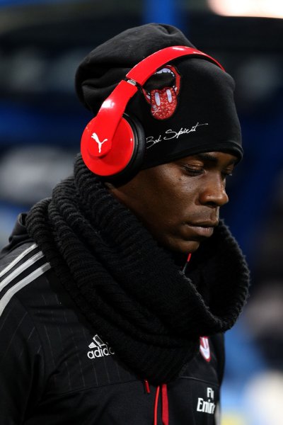 دي بياجيو يؤكد ان لا شيء  مغلقا  امام بالوتيلي