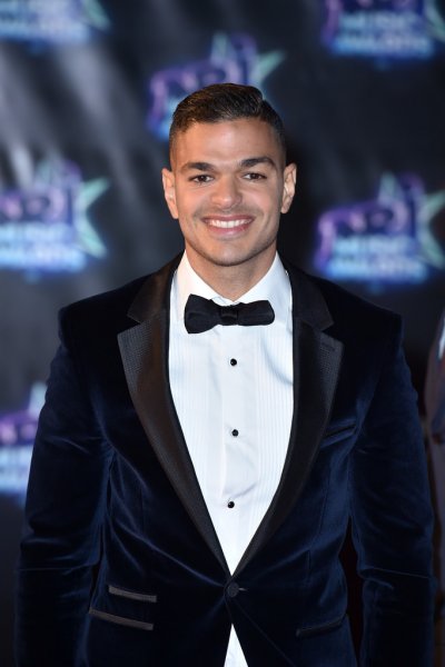 بن عرفة يؤكد رحيله عن باريس سان جرمان