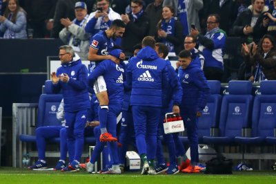 بطولة المانيا: شالك يؤجل تتويج بايرن