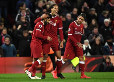 فان ديك لاعب ليفربول: صلاح يستطيع تدمير أي دفاع