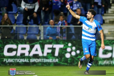 الهدف الثامن ليونس مختار