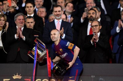 الصحف الاسبانية تناشد انييستا عدم الرحيل الى الصين