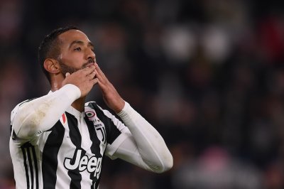 بنعطية مع اليوفي في مباراة بولونيا