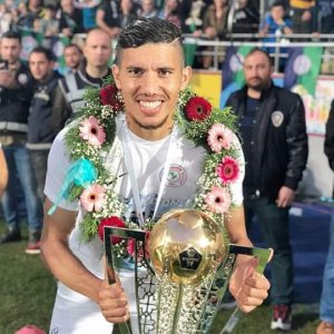 سعدان يربح أول الألقاب بتركيا