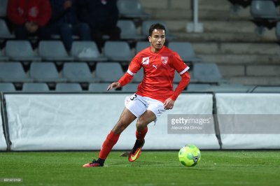 العكوش يتراجع عن تمثيل الأسود