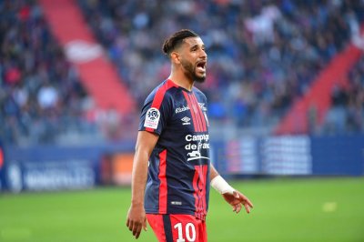 أيت بناصر يودع كون بعد نهاية الإعارة